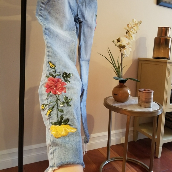 Pacsun embroidered jeans bohemian jeans flowers - Picture 2 of 4
